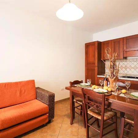 Casa Samira A Будинок відпочинку *